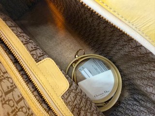 Borsa Lady Dior Gialla in Vernice