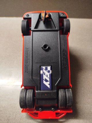 Scalextric Camión Mercedes Atego