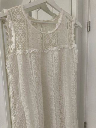 Vestido blanco de encaje