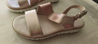 Sandalias Chika10 doradas