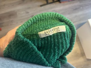 Jersey verde cuello alto cremallera