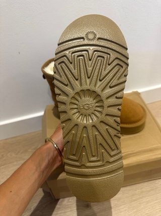 Botas Ugg bajas marrones