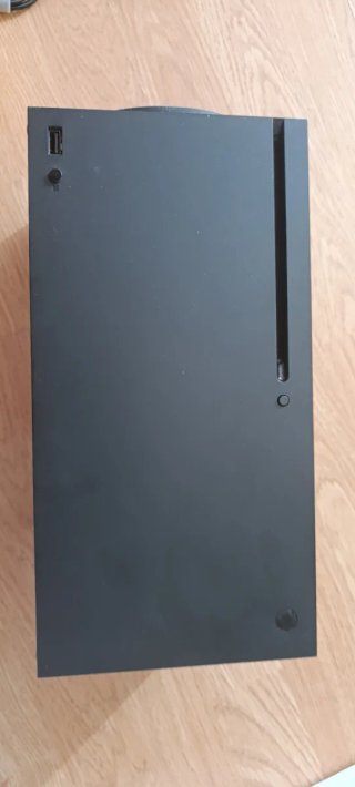 Xbox Series X + Accessori