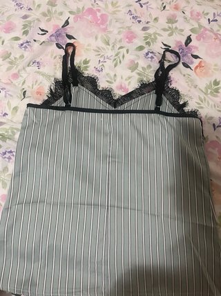 Pijama seda tirantes encaje