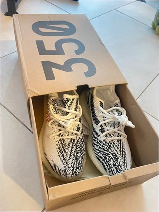 Adidas Yeezy Boost 350 V2 Zebra 36.5