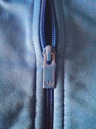 Chaqueta Adidas Talla S Azul nueva sin etiquetas