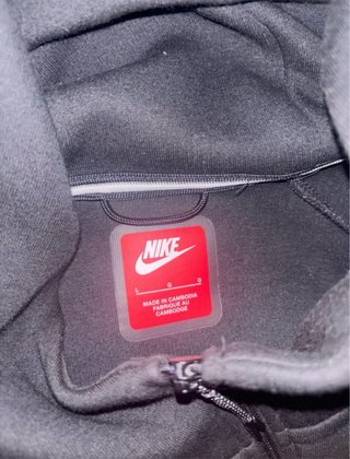 Chaqueta Nike Tech Fleece Negra y Gris