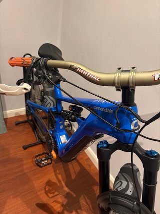 Bicicleta Eléctrica Cannondale Azul