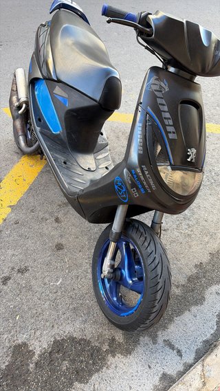 Peugeot Vivacity 50cc Scooter