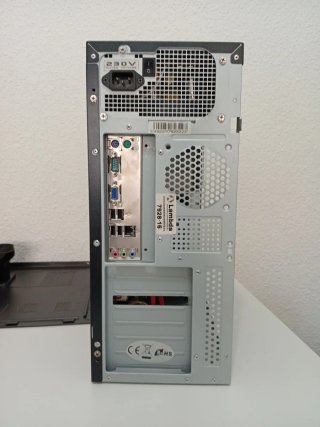 Ordenador Quad Core 4GB RAM 250GB