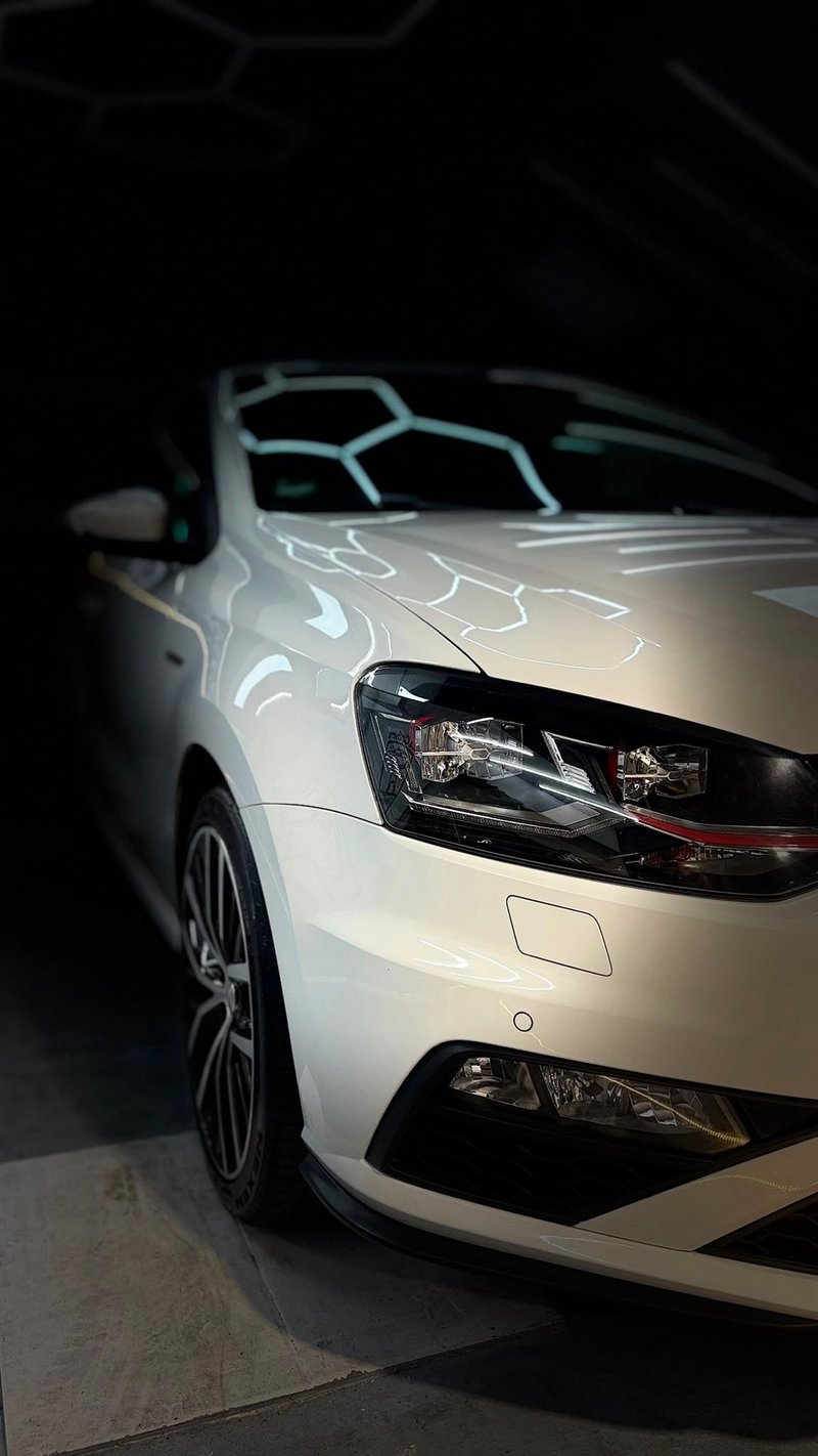 Volkswagen Polo GTI - foto 1