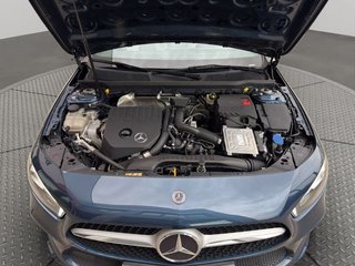 Mercedes Clase A A 180 Business Line 7G-DCT