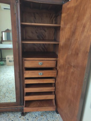 Dormitorio Matrimonio Clásico: Armario con Espejo