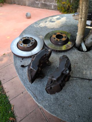 Pinzas Brembo 6 pistones VW Touareg V10