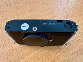 Voigtländer Bessa T + Visor Ricoh GV-2 28mm
