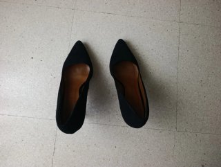 Zapatos Salón Tacón Bimba y Lola Ante Negro