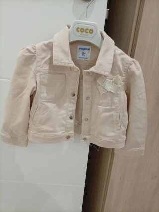 Cazadora beige Mayoral niña 18 meses