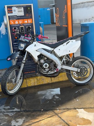 Motor Hispania Ryz Enduro/Motocross Negra/Rosa