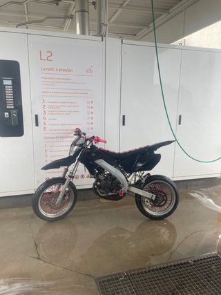 Motor Hispania Ryz Enduro/Motocross Negra/Rosa