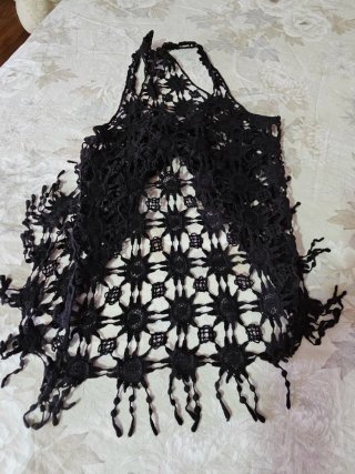 Blusa de crochet sin mangas