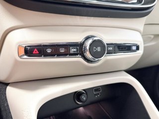 Volvo XC40 T4 Twin Recharge Inscription Auto 155 kW (211 CV)