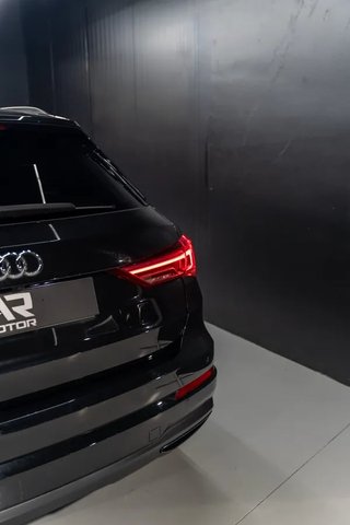 AUDI Q3 35 TDI S tronic 2021