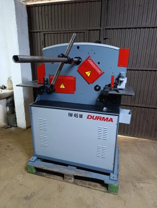 Punzonadora Durma IW 45 M