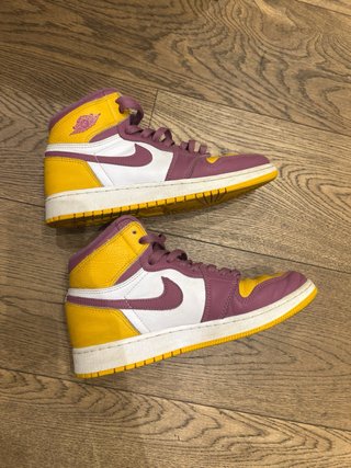 Air Jordan 1 High OG Brotherhood