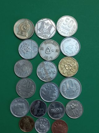Colección de Monedas Varias Asiaticas