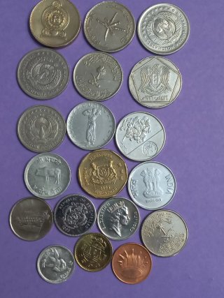 Colección de Monedas Varias Asiaticas