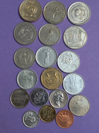 Colección de Monedas Varias Asiaticas