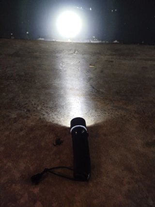 Linterna Cressi Lumia