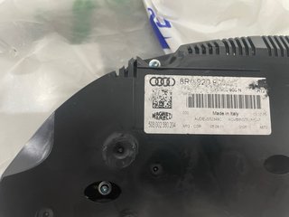 Cuadro instrumentos Audi Q5 8R