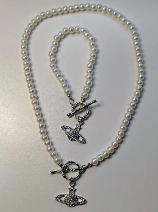 Parure: Anello ,collana e bracciale Pianeta