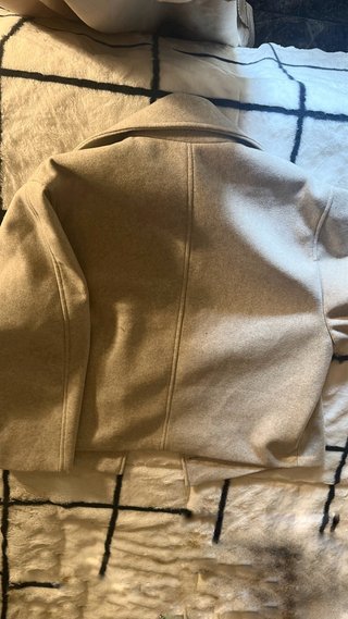 Abrigo tipo gabardina beige