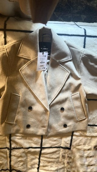Abrigo tipo gabardina beige