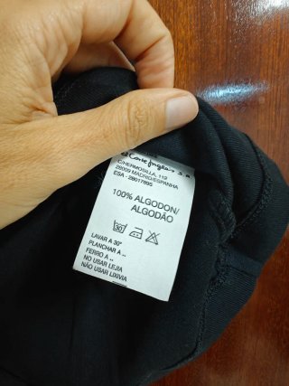 Camiseta Negra Pico Algodón Talla 40