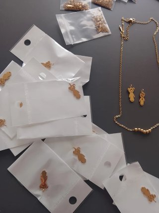 Lote  15Cadenas y dijes Niño/a Personalizables