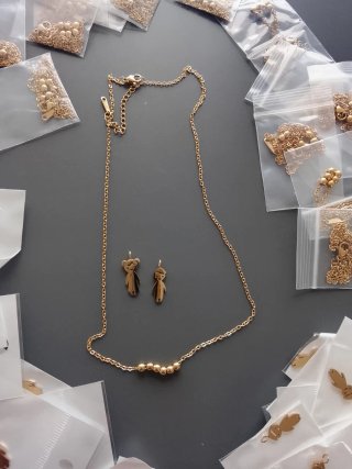 Lote  15Cadenas y dijes Niño/a Personalizables