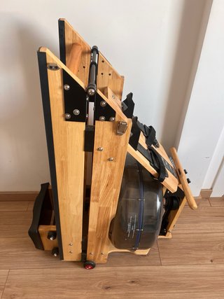 Remo de agua madera con retroceso.