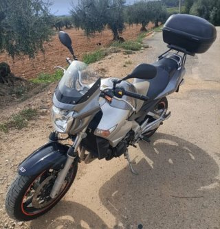Suzuki GSR 600 2006 - cambio por moto scooter