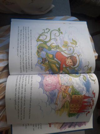 Favourite Fairy Tales A Collection of Classic F...