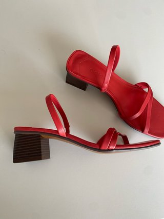 Sandalias tacón piel rojas T39