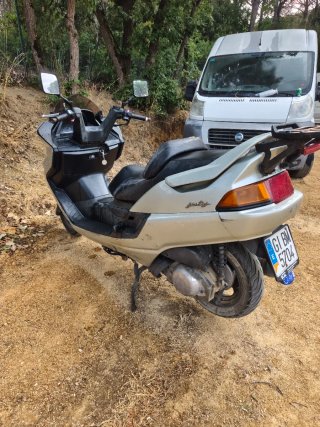 Yamaha Majesty 250 Plata