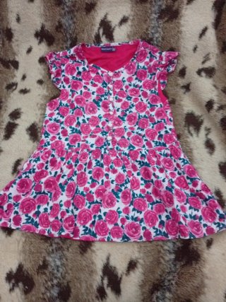 Vestido niña flores rosas