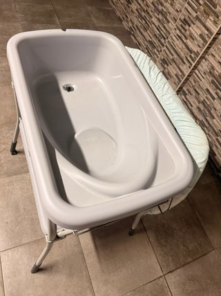 Bañera bebé con soporte y cambiador