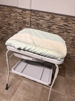Bañera bebé con soporte y cambiador