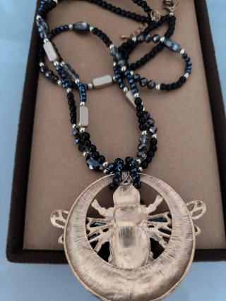 Collar Vintage Diseño Abeja