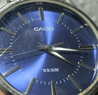 Casio MTP-1303P Reloj Azul y Plateado