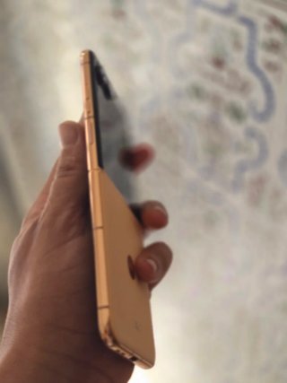 Motorola Razr 50 Ultra 512GB  12 gb ram Dorado